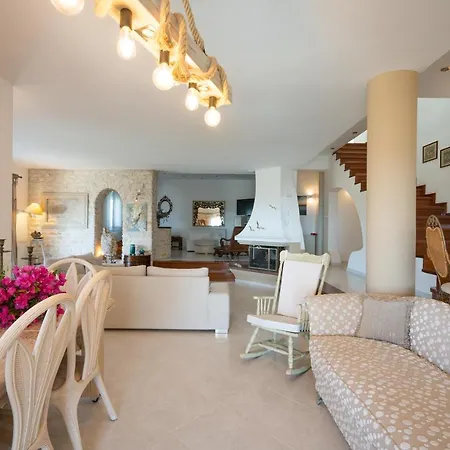 Haritomeni Дом отдыха Парос